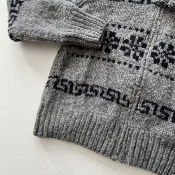 Vintage GAP Hand Knit Cowichan Full Zip Cardigan Sweater Size Medium 90s - Picture 7 of 10